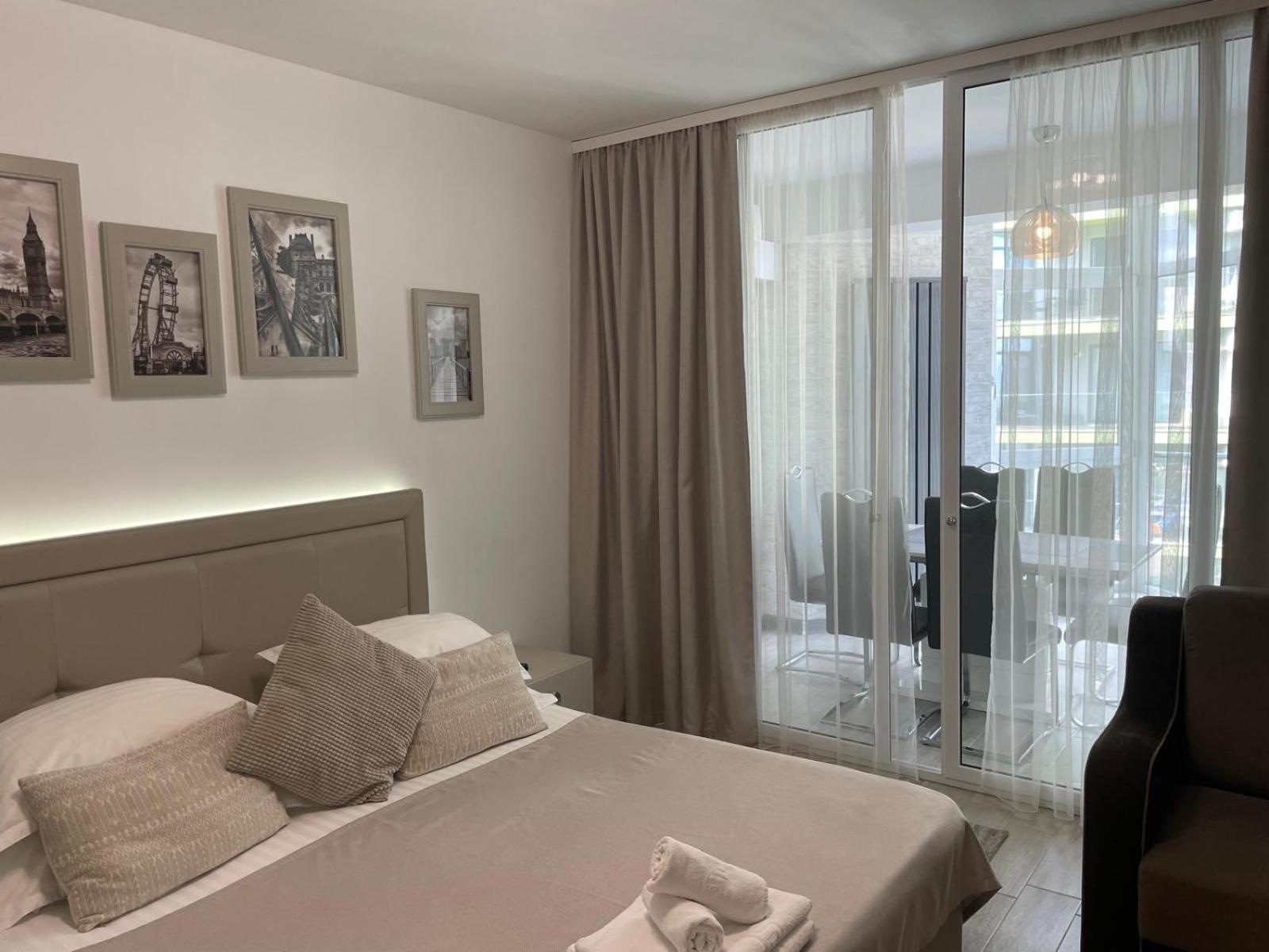 On Beach-Mamaia Residence Navodari Exterior photo